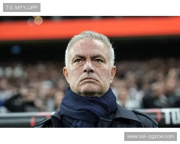 穆里尼奥发布会风波，曼联更衣室矛盾公开化